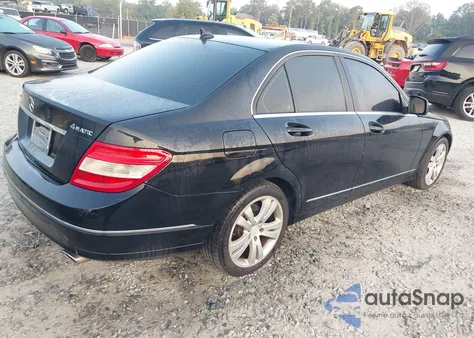 2009 Mercedes-Benz C 300 Luxury 4Matic/Sport 4Matic from USA, damaged, VIN WDDGF81X49R056013
